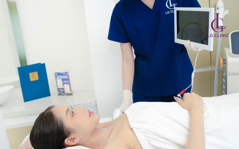 phân tích nang lông bằng máy