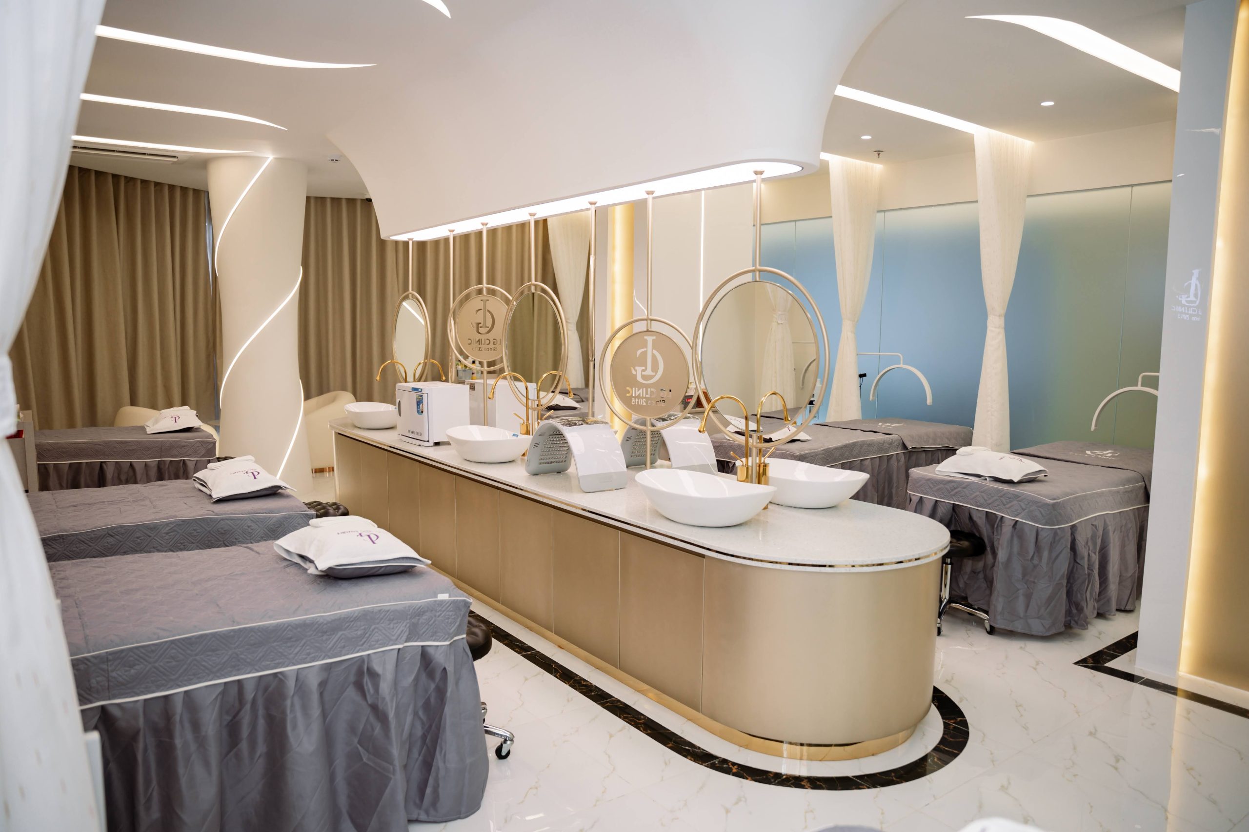 PHÒNG ĐIỀU TRỊ DA CÔNG NGHỆ CAO