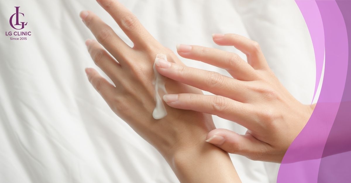 Tẩy lông tay bằng kem tẩy được sử dụng phổ biến