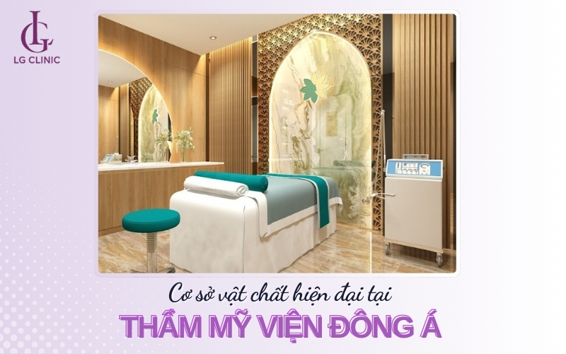 Không gian phòng tắm trắng tại thẩm mỹ viện Đông Á