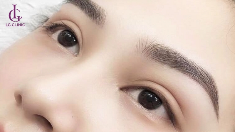 Giá phun mày hiệu ứng bút chì