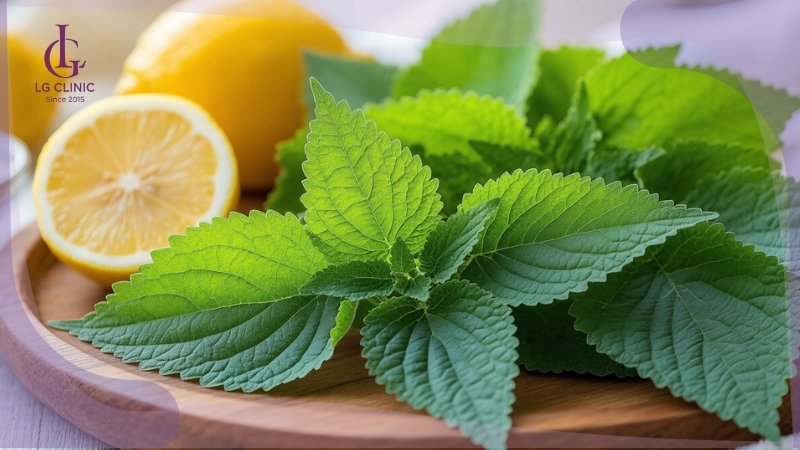 cách tắm trắng da bằng lá tía tô và chanh