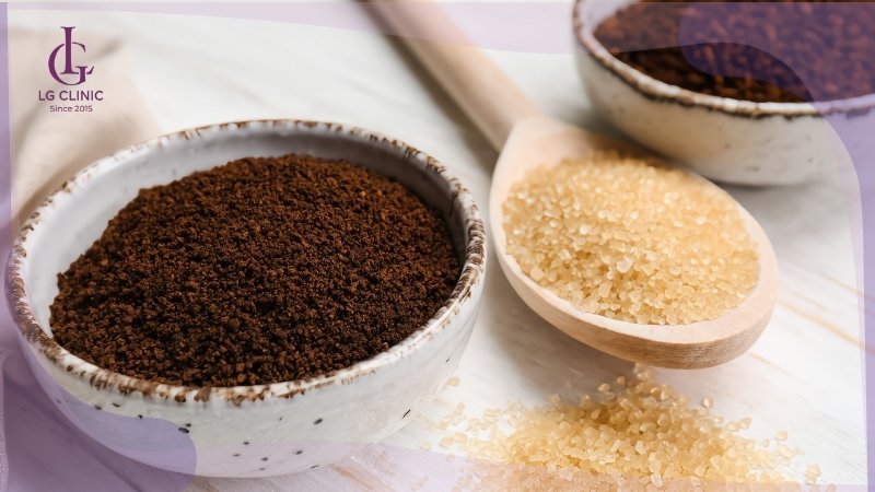cách làm trắng da bằng bã cà phê và đường