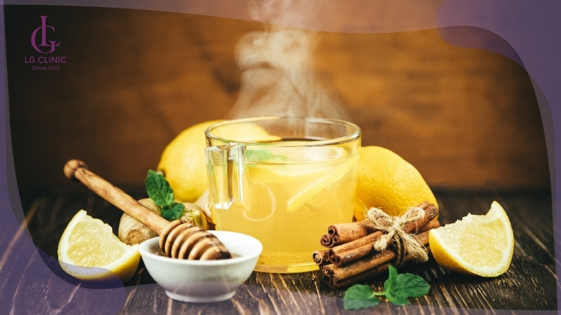uống chanh và mật ong giúp làm trắng da