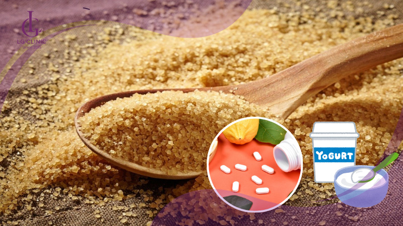 Sử dụng kem trộn từ vitamin C và đường nâu