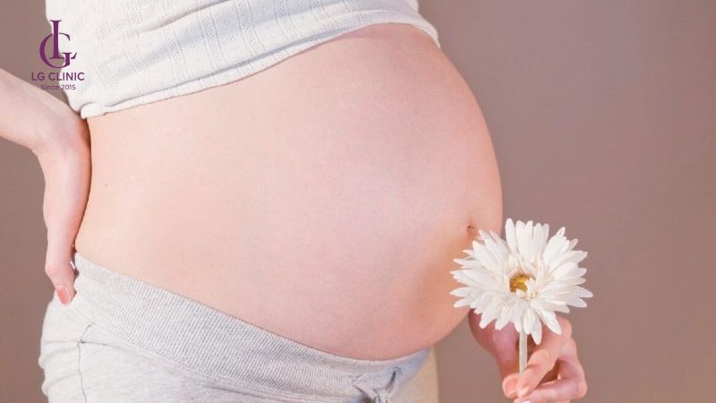 phụ nữ mang thai có nên tẩy lông vùng kín