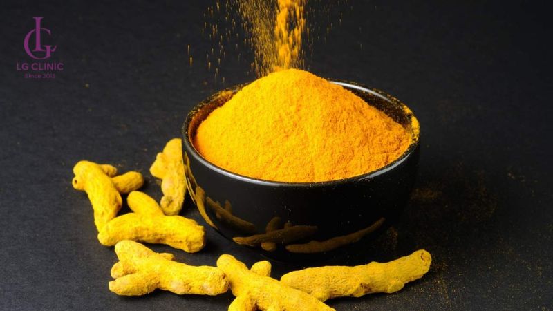 tinh bột nghệ trị thâm mụn cấp tốc sau 1 đêm