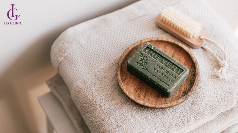 cách trị thâm mụn lưng