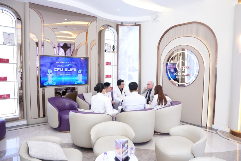 LG Clinic đón chuyên gia từ Biotec Italia đào tạo công nghệ trẻ hóa CFU