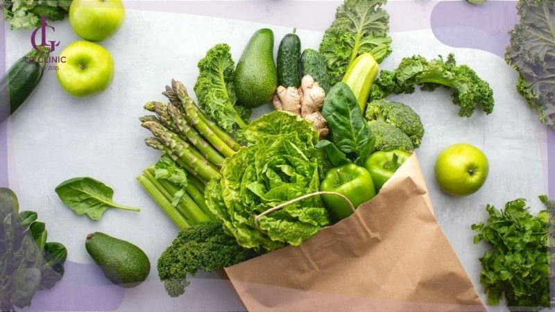 bổ sung rau xanh giúp điều trị viêm nang lông nách