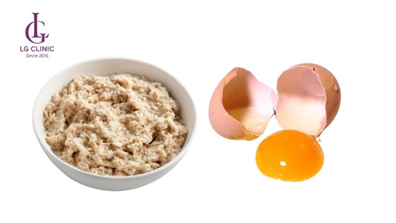 Bột yến mạch và trứng gà