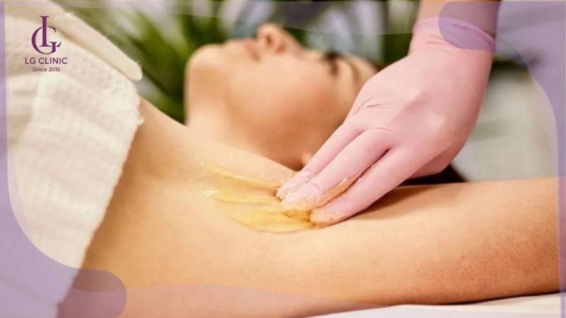 cách triệt lông nách tại nhà bằng wax lông