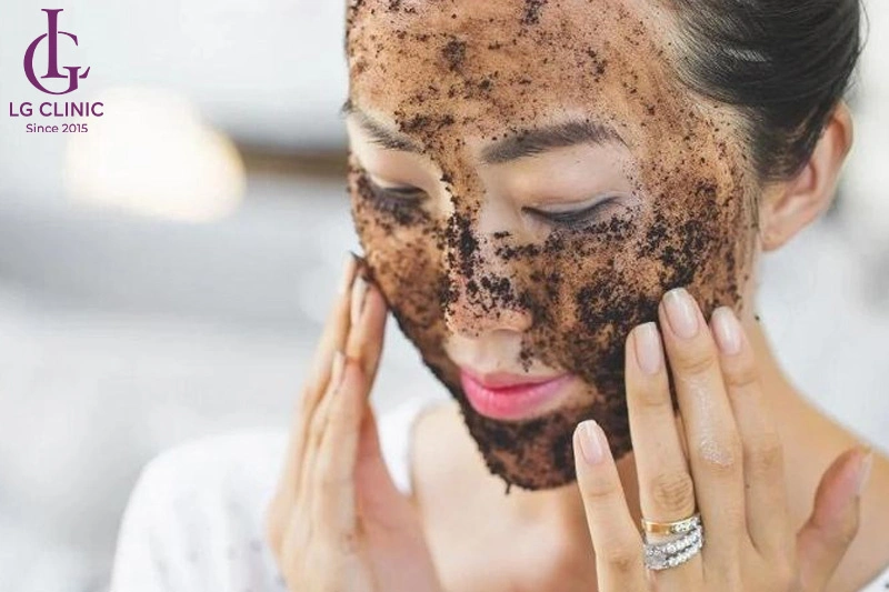Lưu ý khi làm trắng da mặt bằng bã cà phê