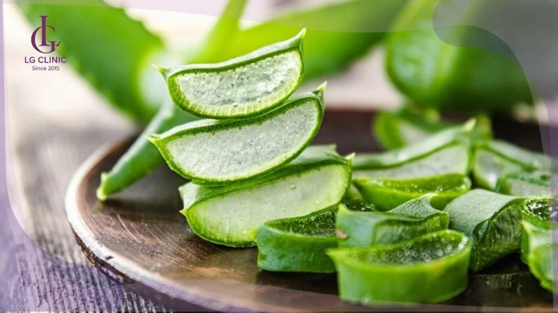 sử dụng gel phục hồi sau khi triệt lông nách
