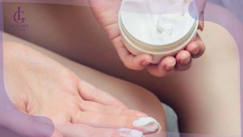 sử dụng kem đặc trị để giải quyết các vấn đề lông mọc ngược ở vùng kín