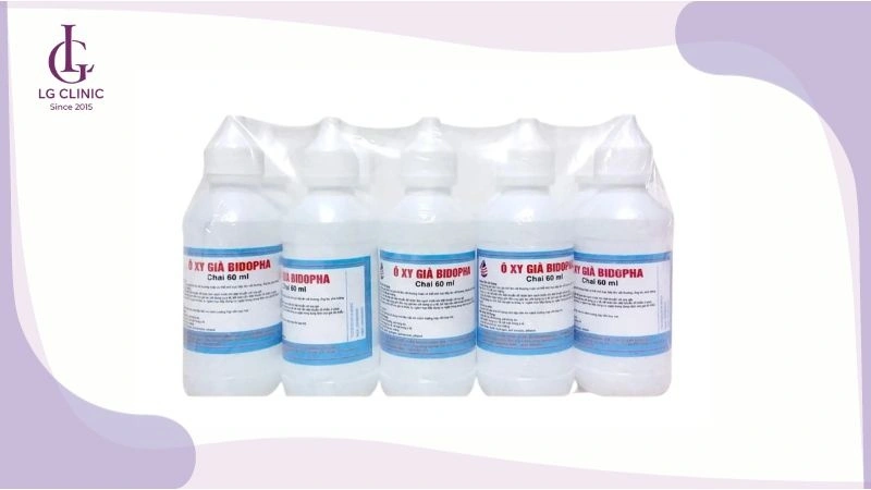 sử dụng oxy già để điều trị viêm nang lông nách