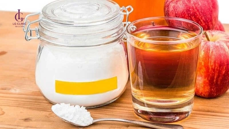 baking soda và giấm táo trị thâm nách tại nhà