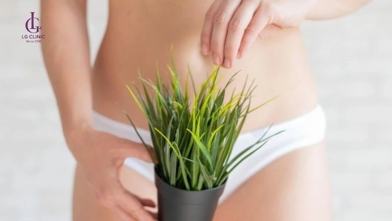 lông vùng bikini tăng mạnh sau khi sinh