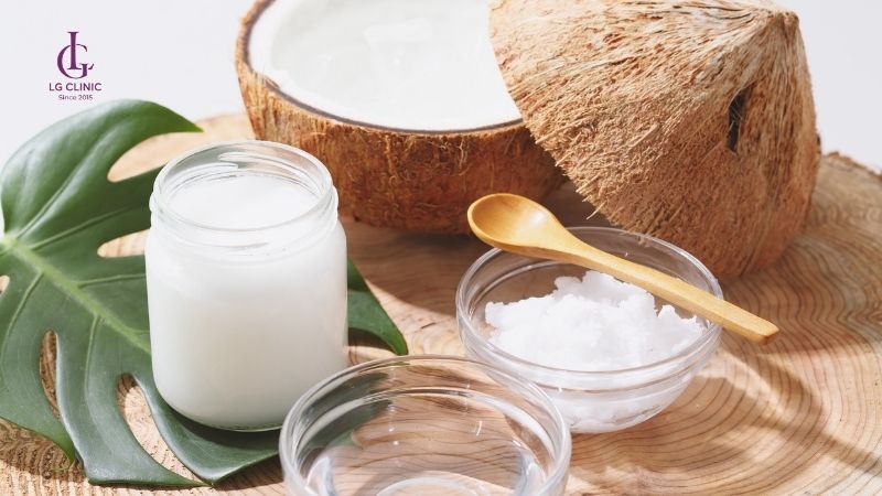 dùng dầu dừa nguyên chất