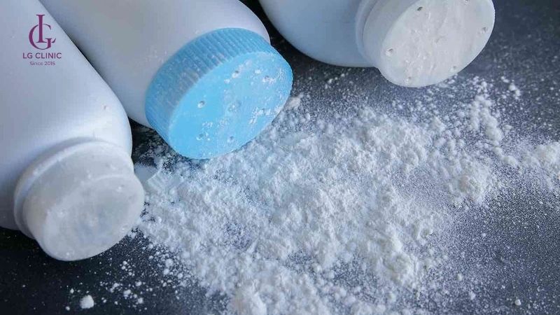 Cách trị thâm nách bằng phấn rôm