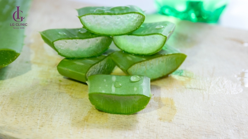 cách trị thâm quầng mắt bằng nha đam