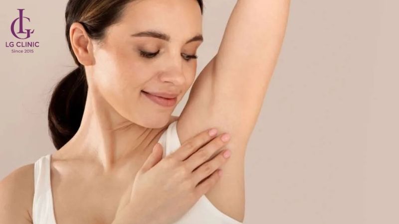 tại sao lông nách mọc nhiều ở nữ