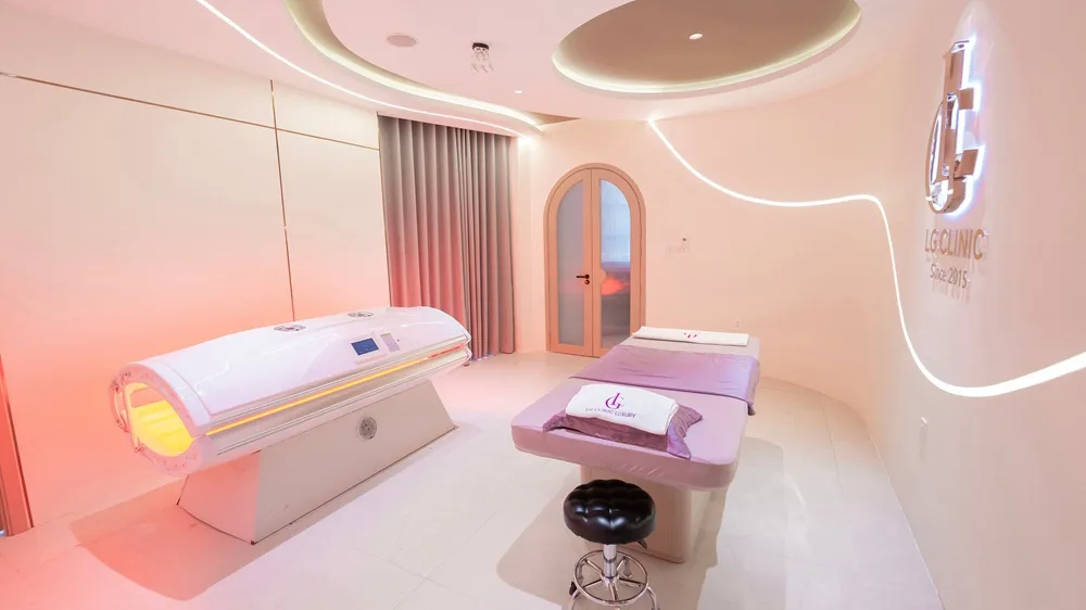 Ảnh cơ sở vật chất trắng