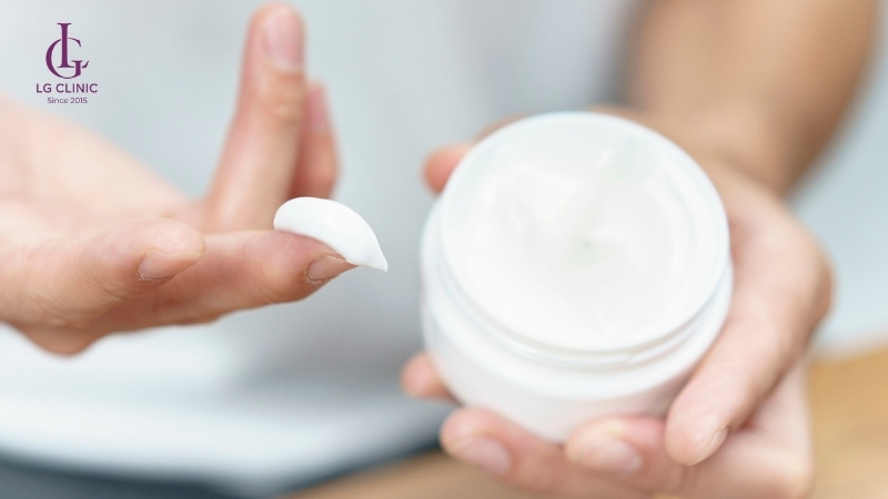 rạn da mông tuổi dậy thì