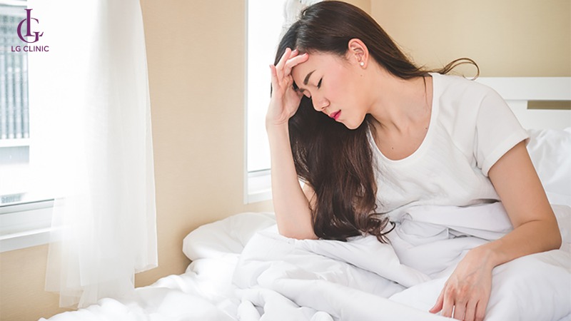 Tại sao lông nách cứng