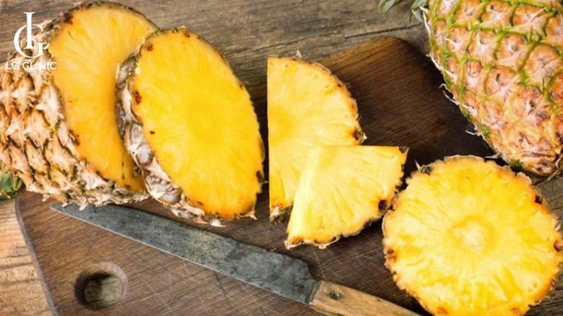 ăn dứa có thơm vùng kín không