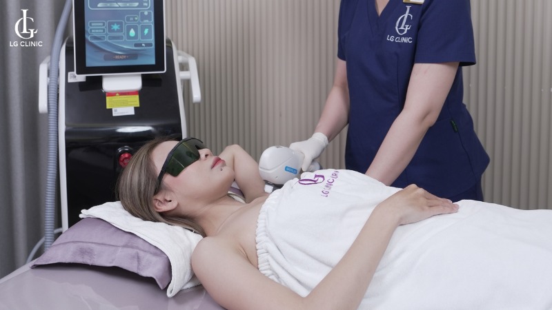 tại sao lông nách mọc ít