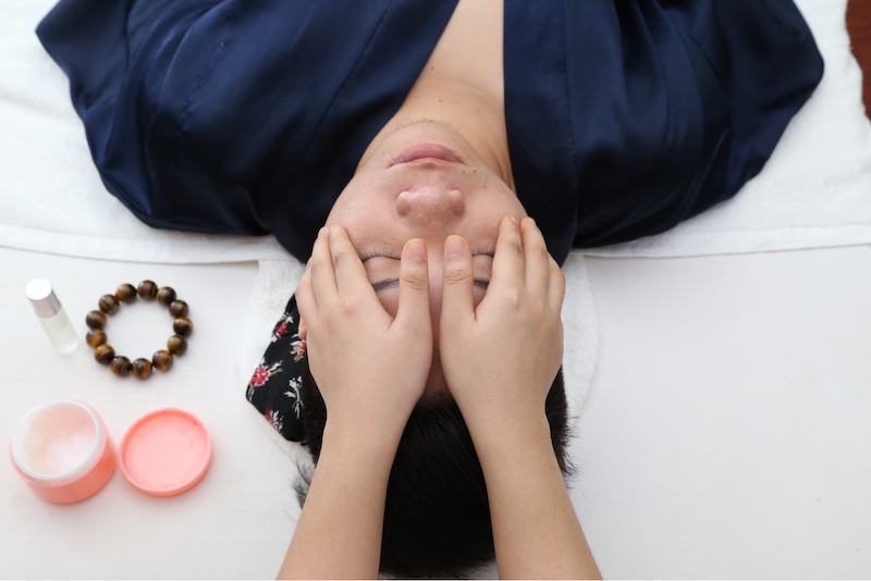 massage ấn đường