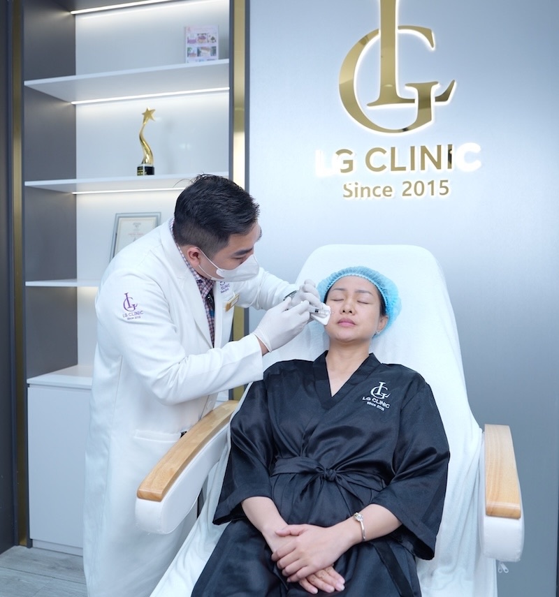 tiêm rãnh cười tại lg clinic