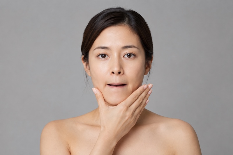 bài tập xoá nếp nhăn quanh miệng