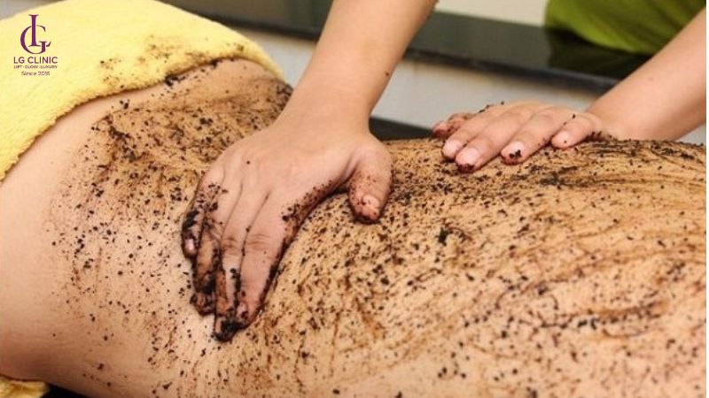 viêm nang lông ở lưng