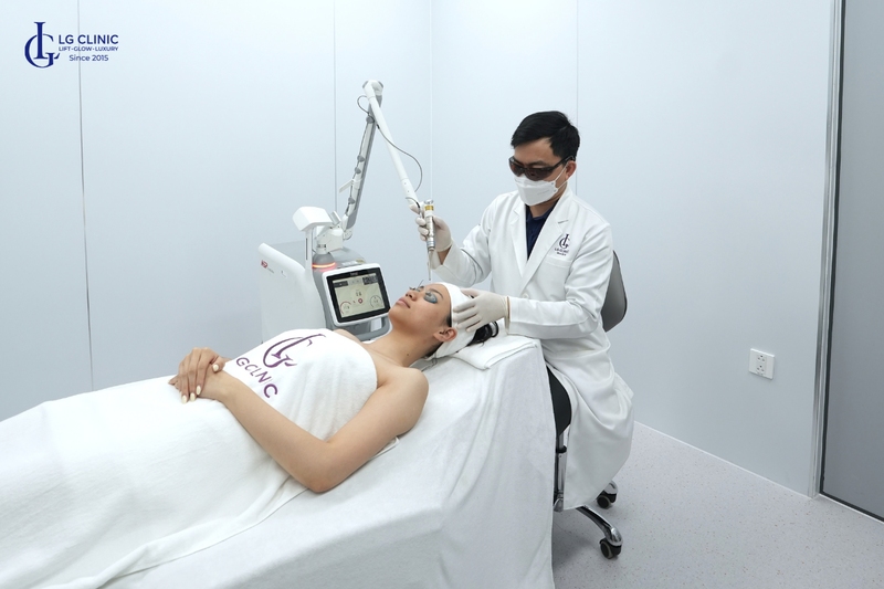 Liệu trình laser trẻ hóa nhẹ nhàng giúp dưỡng da tuổi 25