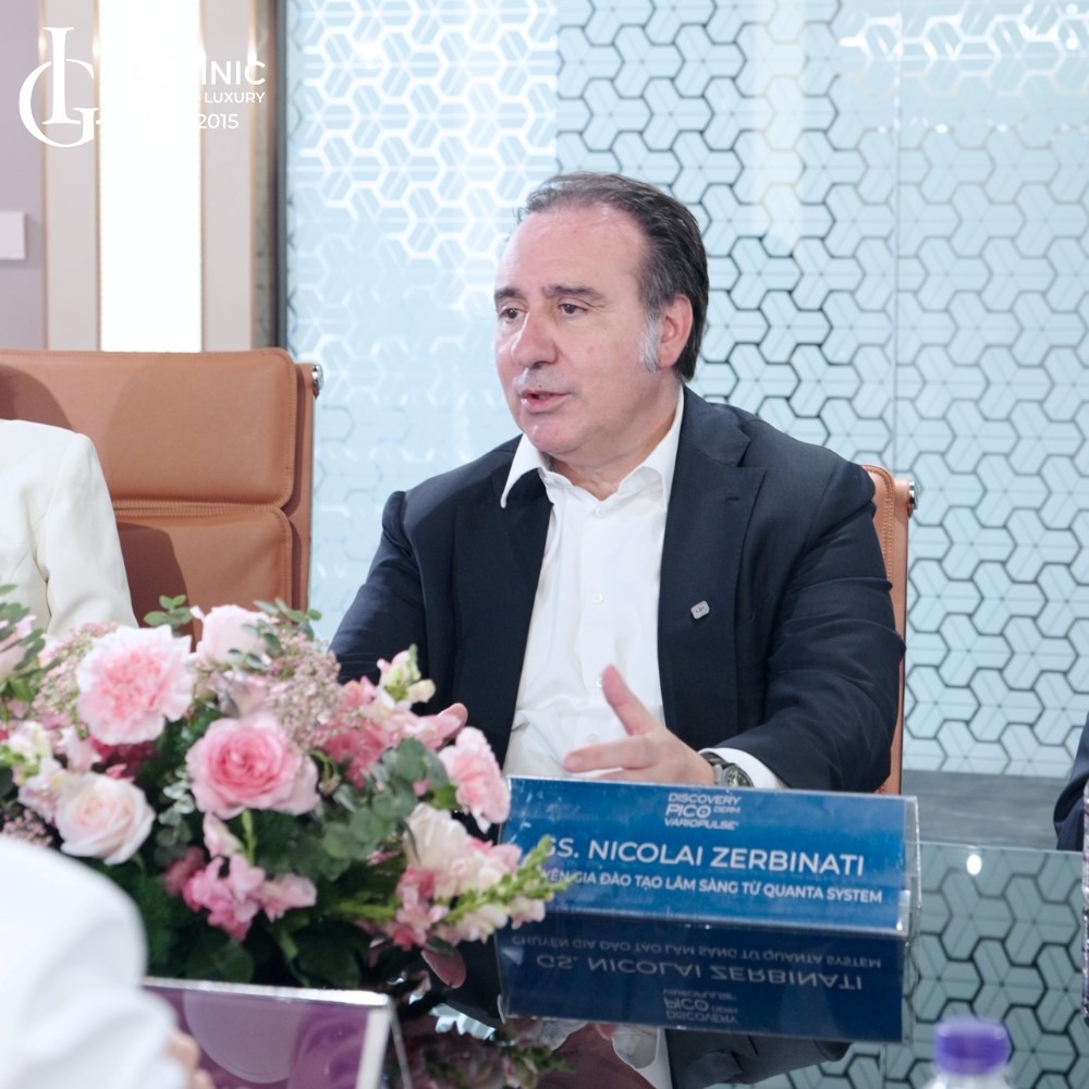 GS. Nicolai Zerbinati của hãng Quanta System ghé thăm văn phòng 